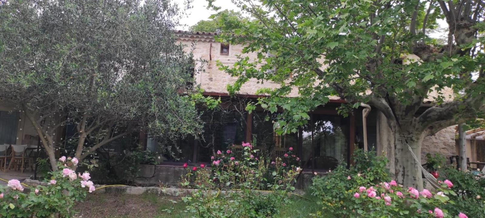 Lou Boulugi Hotel Aix-en-Provence Ngoại thất bức ảnh